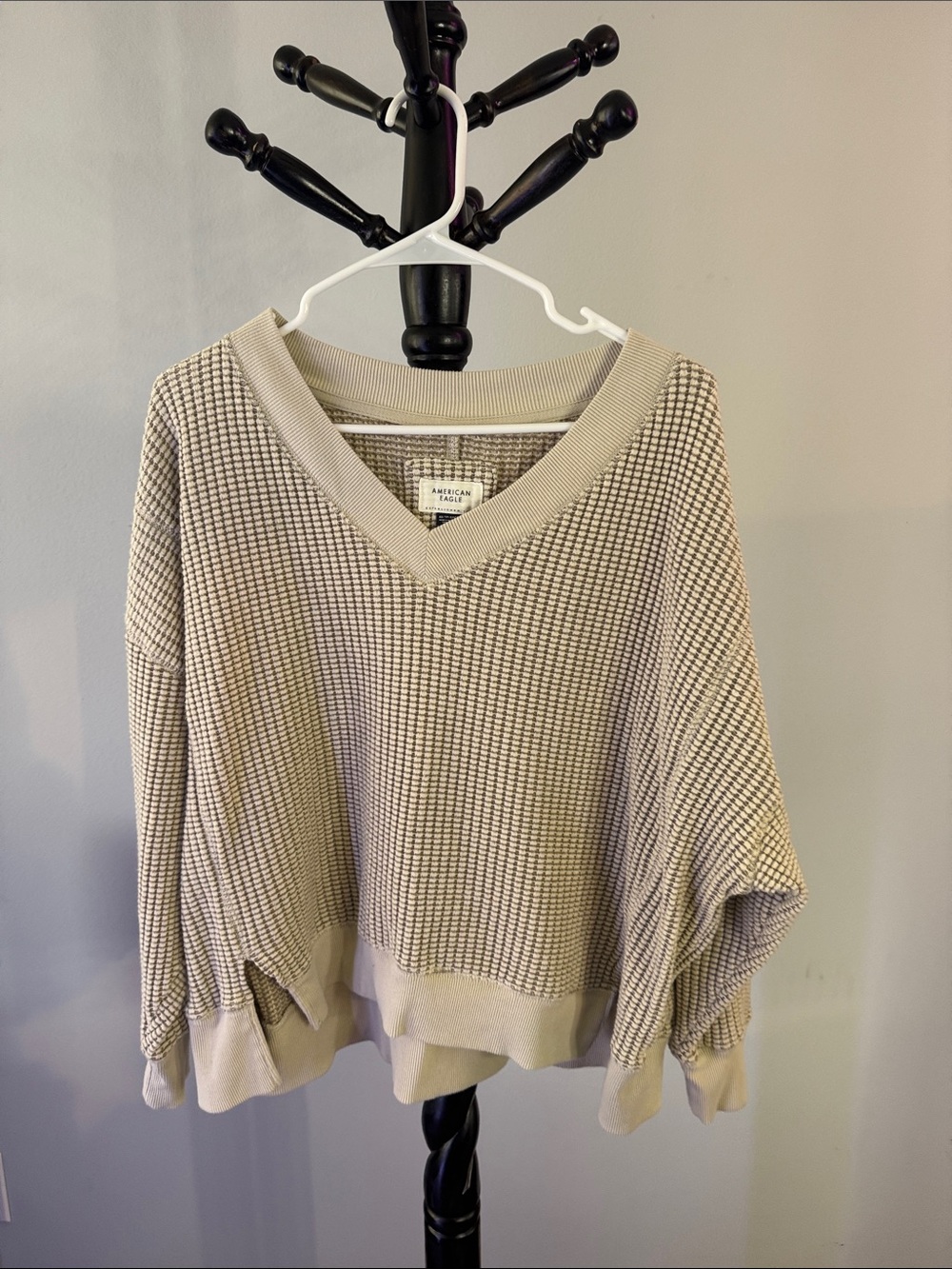 American Eagle Cream Waffle Knit V-Neck Sweater
